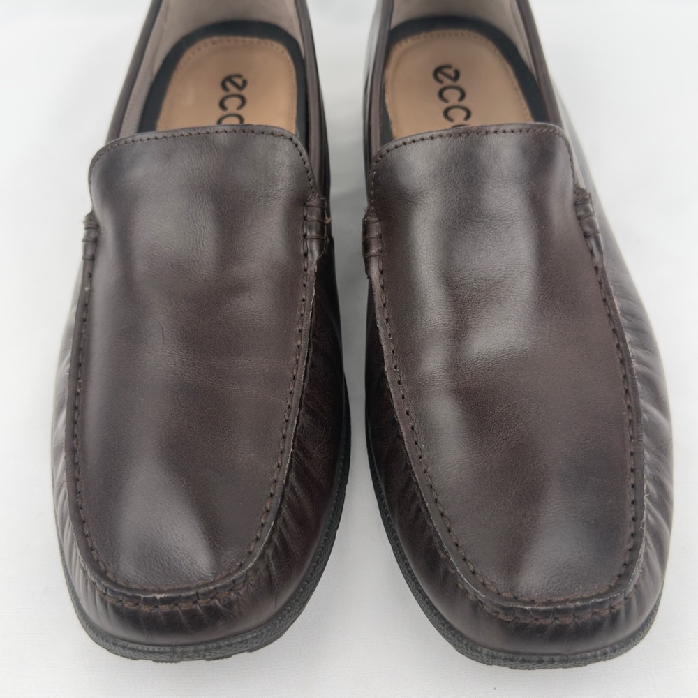 Ecco Classic Dark Brown Leather Slip-On Loafers Comfort